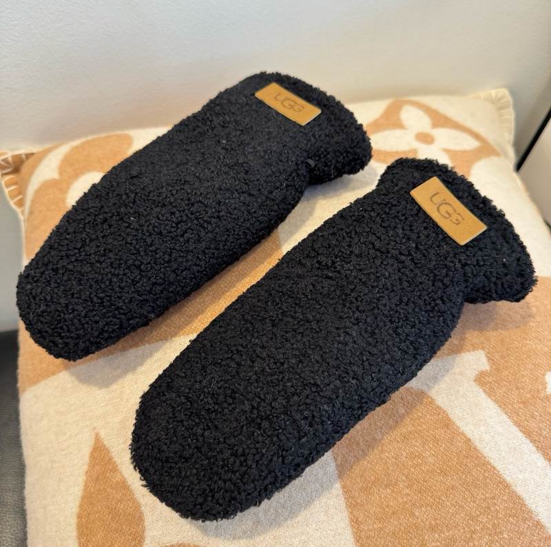 UGG Gloves 1105